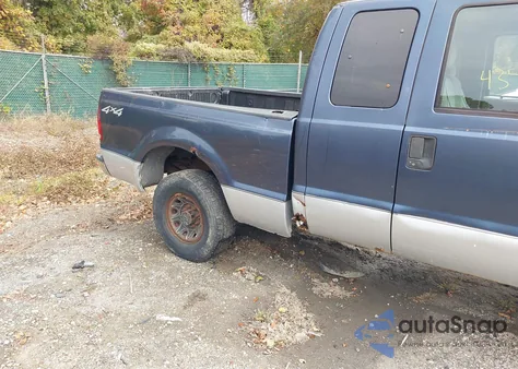 2004 Ford F-250 Lariat/Xl/Xlt z USA, uszkodzony, nr VIN 1FTNX21L74EA15884